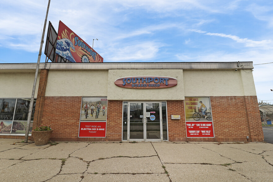 2926 75th St, Kenosha, WI for sale - Building Photo - Image 3 of 17