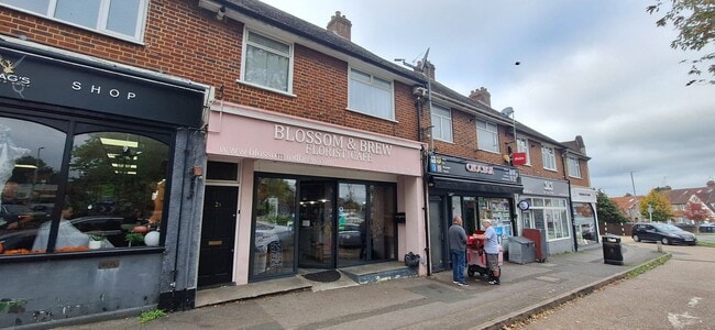 More details for 2 Leatherhead Rd, Kingston Upon Thames - Retail to Rent