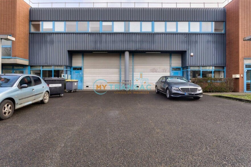 Light Industrial in Villepinte to rent - Building Photo - Image 2 of 5