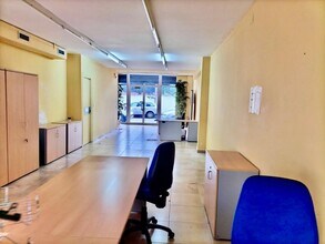 Retail in Sant Pere de Ribes, Barcelona to rent Interior Photo- Image 2 of 18