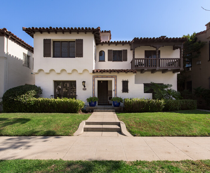 9948 Robbins Dr, Beverly Hills, CA for sale - Building Photo - Image 1 of 31