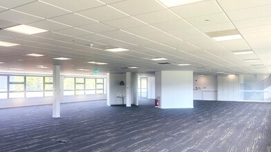 North Rd, Ellesmere Port to rent Interior Photo- Image 2 of 2