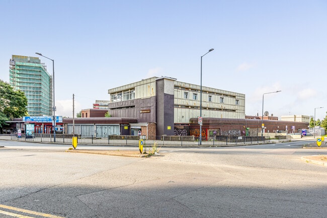 More details for Manor Farm Rd, Wembley - Office, Industrial to Rent