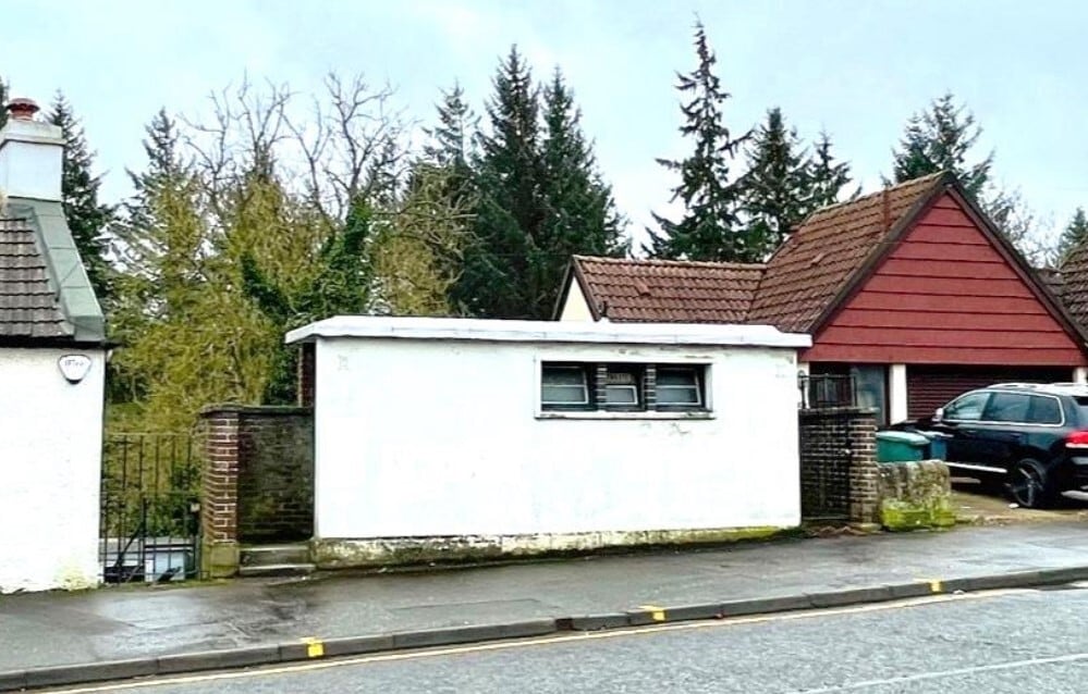 211 Lanark Rd W, Currie for sale Primary Photo- Image 1 of 1