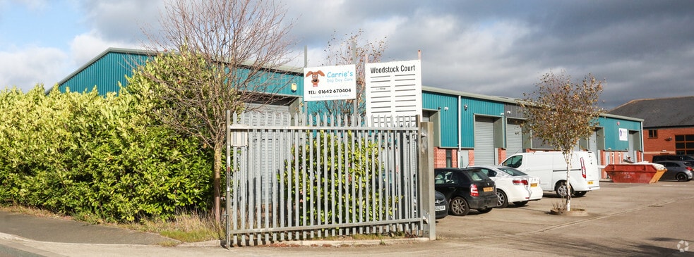 2-13 Woodstock Ct, Stockton On Tees to rent - Primary Photo - Image 1 of 2