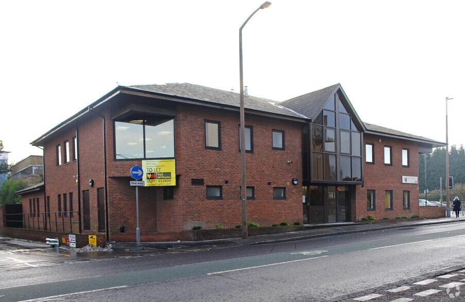 1-7 Station Rd, Crawley for sale - Primary Photo - Image 1 of 1