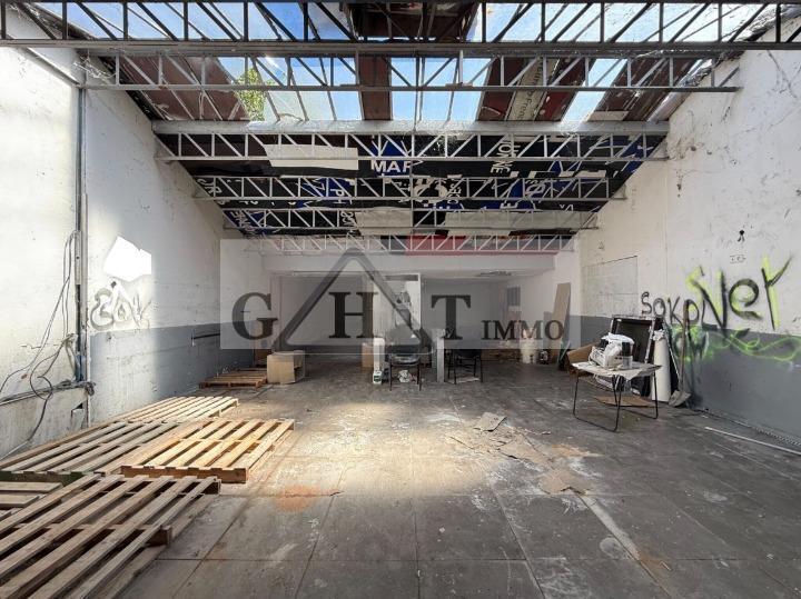 Industrial in Pantin for sale - Interior Photo - Image 2 of 3