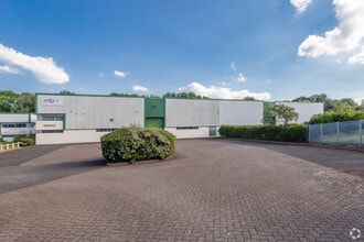 31-32 Lyveden Rd, Northampton to rent Building Photo- Image 1 of 1