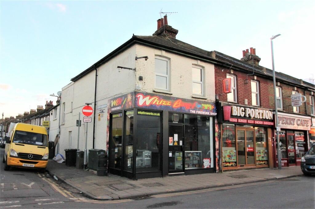 67 Pelham Road South, Gravesend for sale Building Photo- Image 1 of 7