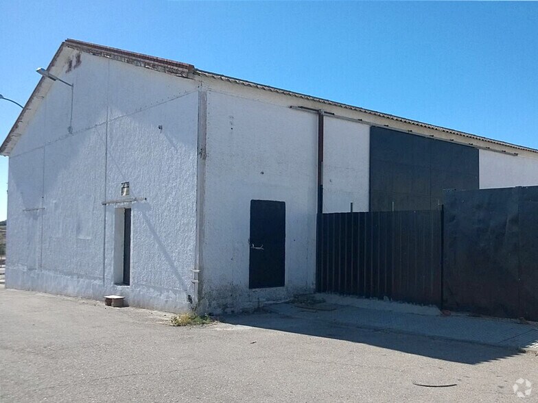 Calle de los Carpinteros, 6, Camarena, Toledo to rent - Primary Photo - Image 1 of 7