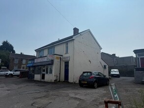 134 & 134A Samlet Rd, Birchgrove to rent Building Photo- Image 2 of 4