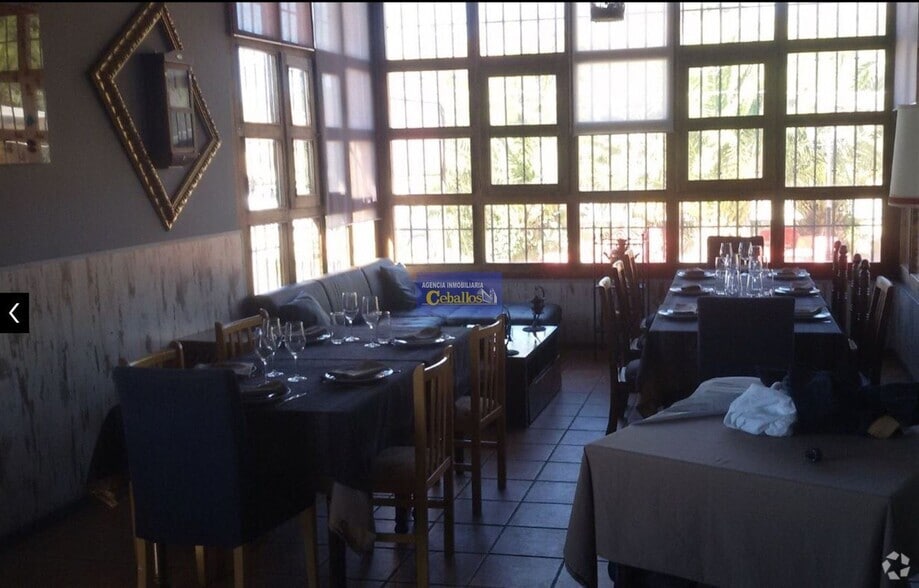 Retail in Hita, Guadalajara for sale - Building Photo - Image 3 of 13