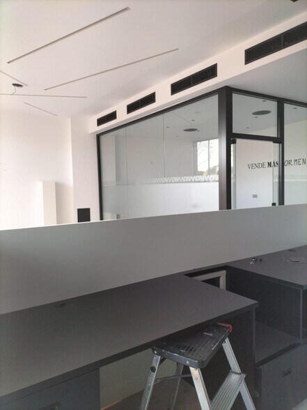 Retail in Zaragoza, Zaragoza to rent - Interior Photo - Image 3 of 56