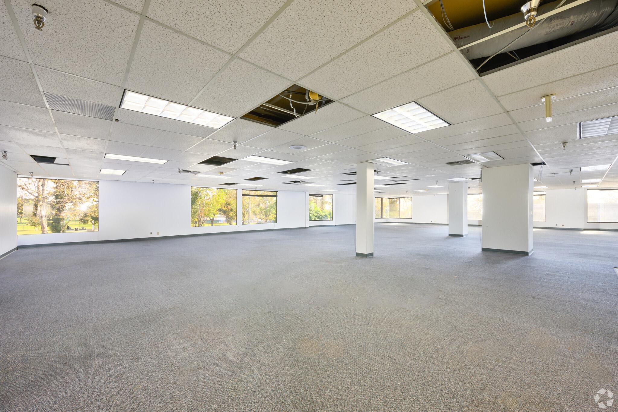 870 N Mountain Ave, Upland, CA for rent Interior Photo- Image 1 of 2