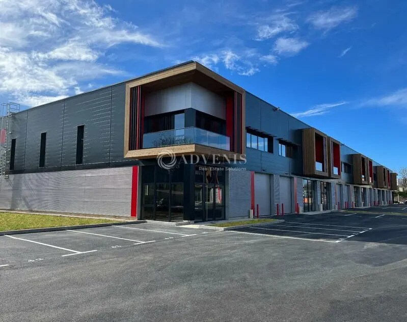 Light Industrial in Avrainville to rent Building Photo- Image 1 of 4