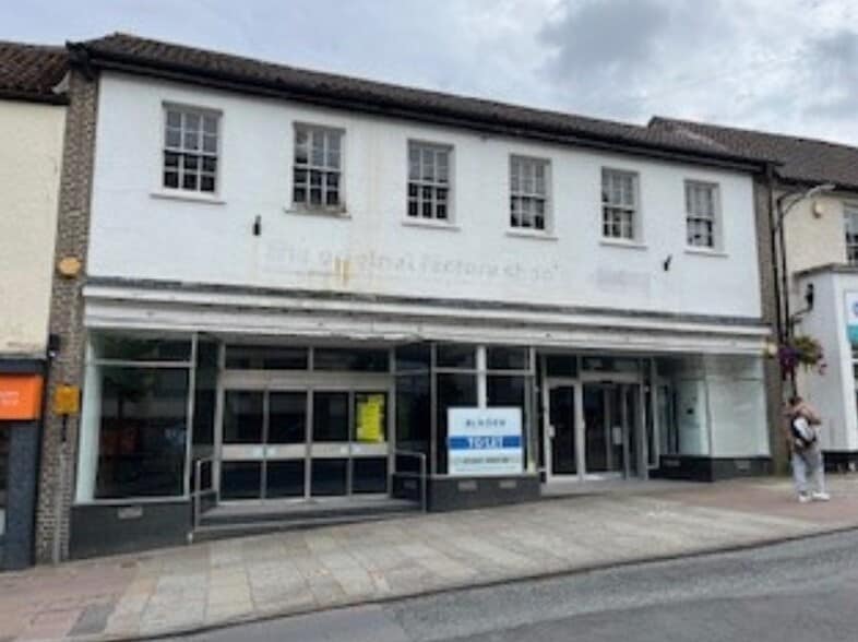 18 High St, Chepstow to rent - Building Photo - Image 1 of 2