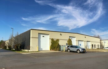 4224-4252 Ridge Lea Rd, Buffalo, NY for rent Building Photo- Image 2 of 5