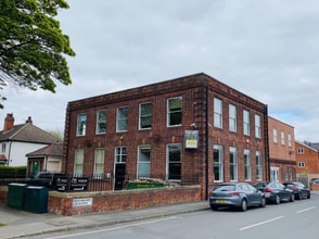 2 Devonshire Cres, Leeds to rent Building Photo- Image 1 of 1