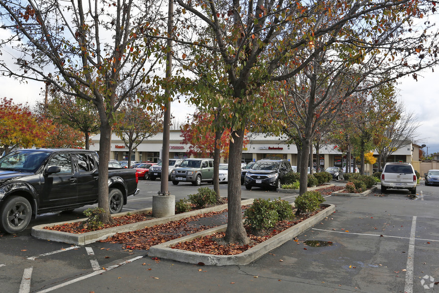 4115-4125 Concord Blvd, Concord, CA for rent - Building Photo - Image 3 of 8