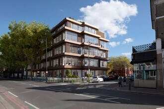 175 Upper Richmond Rd, London to rent Building Photo- Image 1 of 6