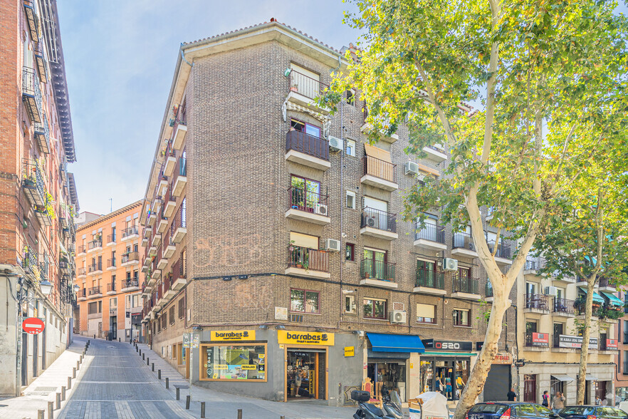 Calle Rivera de Curtidores, 21, Madrid, Madrid for sale - Primary Photo - Image 1 of 2