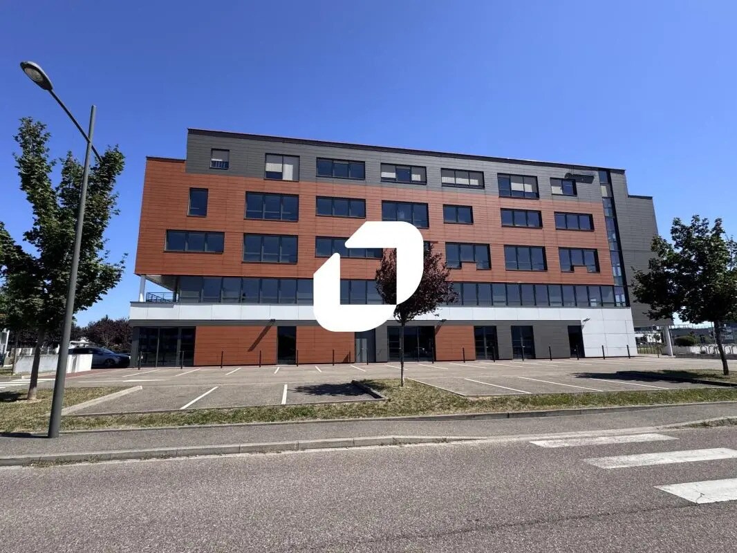 Office in Strasbourg to rent Building Photo- Image 1 of 8