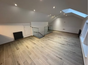 10 Young St, Edinburgh to rent Interior Photo- Image 2 of 4