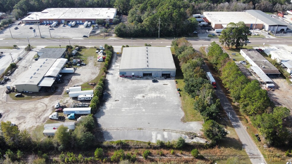 405 Lane Ave N, Jacksonville, FL for sale - Building Photo - Image 1 of 1