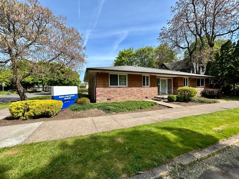 595 W 8th Ave, Eugene, OR to rent - Building Photo - Image 3 of 8