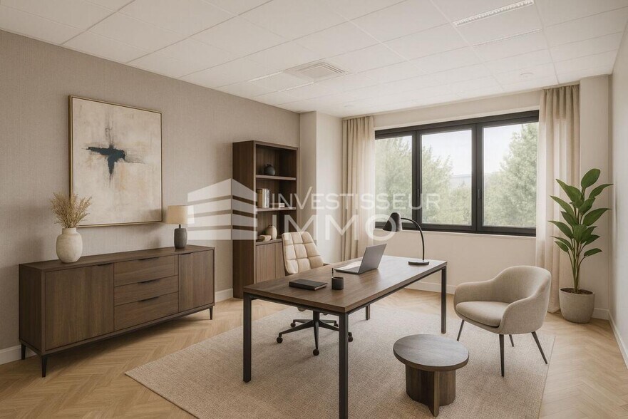 Office in Antony to rent - Interior Photo - Image 1 of 3