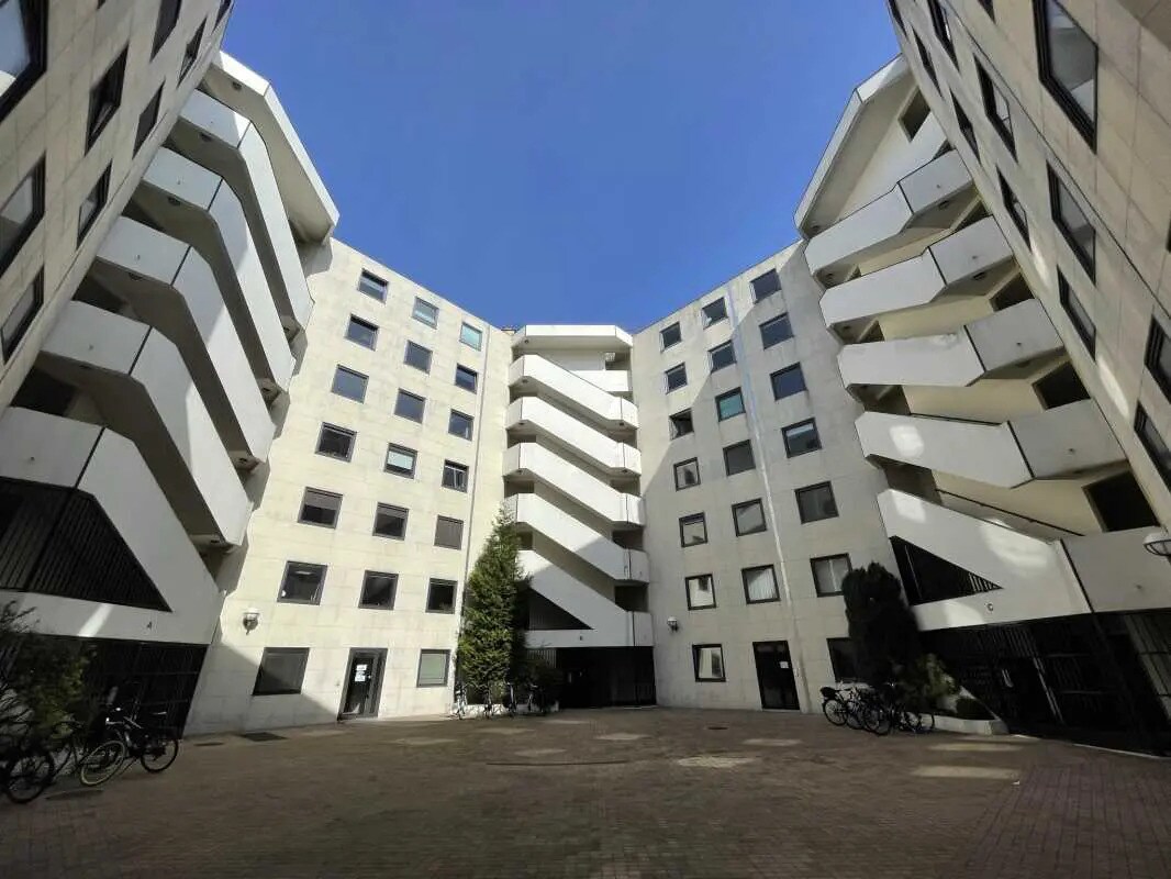 Office in Montreuil to rent Building Photo- Image 1 of 8