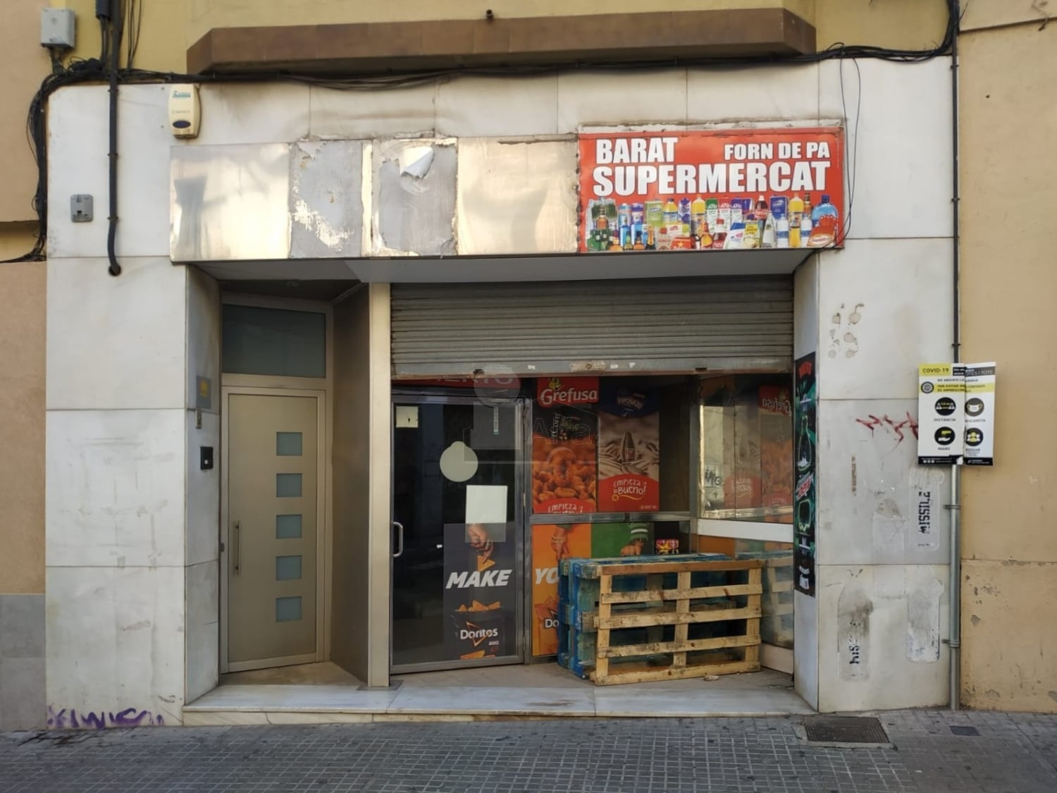 Retail in Sant Vicenç dels Horts, Barcelona to rent Interior Photo- Image 1 of 12