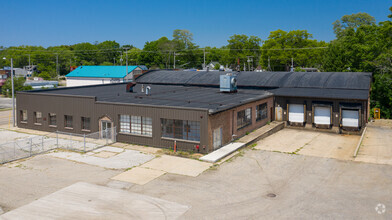 701 W Laketon Ave, Muskegon, MI for rent Building Photo- Image 1 of 9