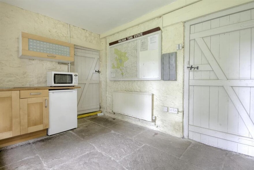 Pennine Way, Settle to rent - Building Photo - Image 1 of 15