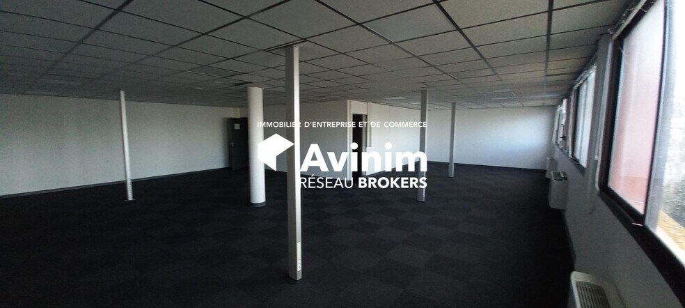 Office in Colomiers to rent - Interior Photo - Image 1 of 11