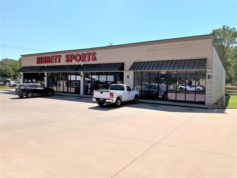 610 E Tyler St, Athens, TX for sale - Building Photo - Image 1 of 1