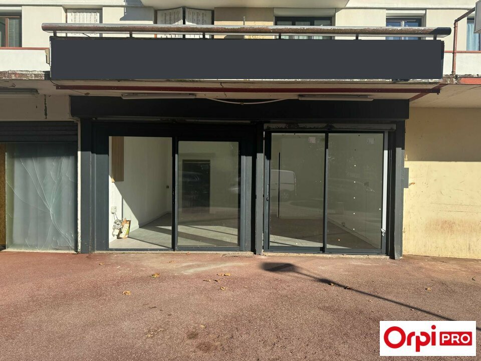 Retail in Ablon-sur-Seine for sale Building Photo- Image 1 of 8