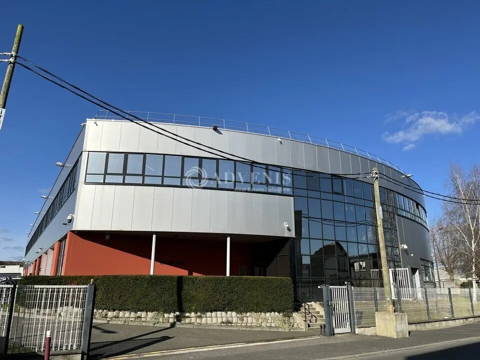 Office in Bezons to rent Building Photo- Image 1 of 9