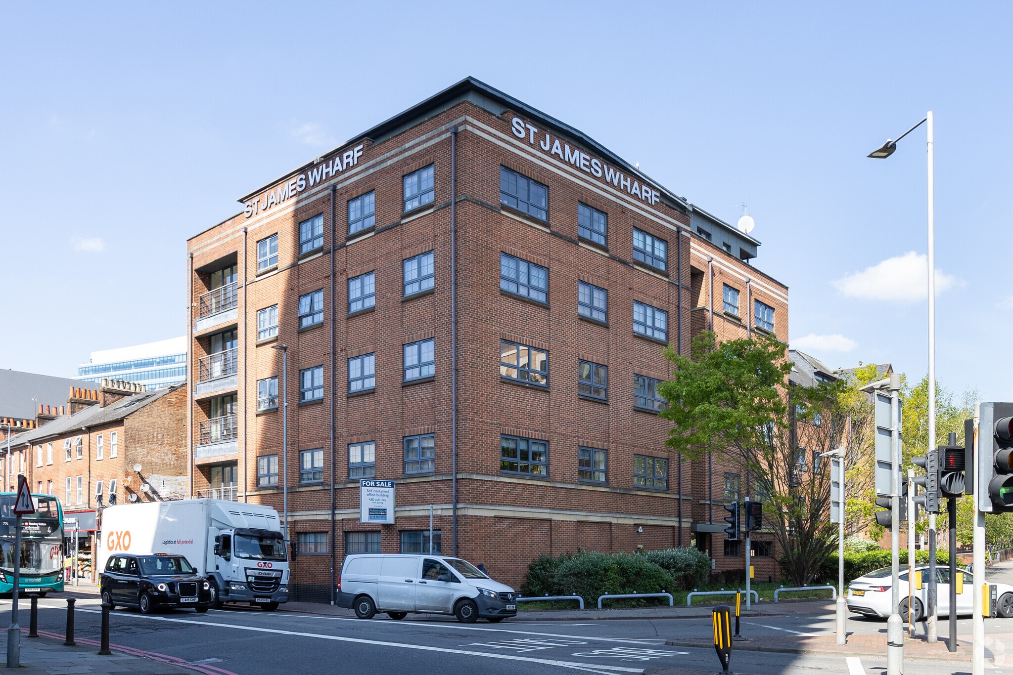 99-105 Kings Rd, Reading for sale Primary Photo- Image 1 of 8