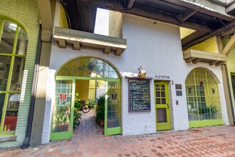 672 S La Fayette Park Pl, Los Angeles, CA to rent Building Photo- Image 2 of 10