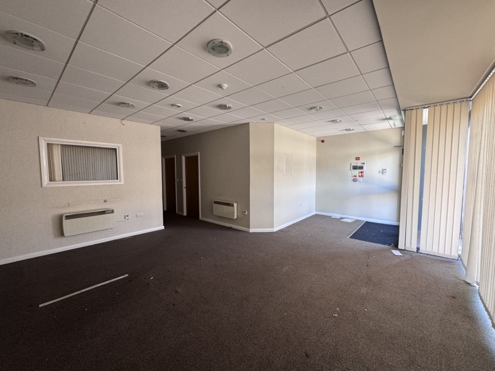 179-181 Station Rd, Preston to rent Interior Photo- Image 1 of 4