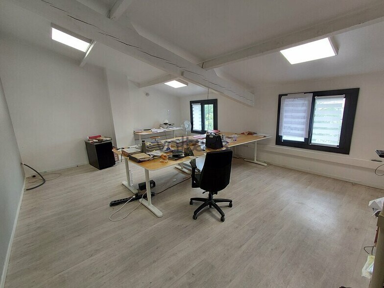 Light Industrial in Portet-sur-Garonne for sale - Interior Photo - Image 3 of 6