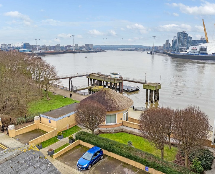 Jamestown Way, London for sale - Primary Photo - Image 1 of 1