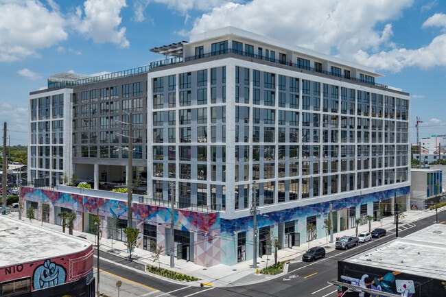 More details for 2200 NW 1st Ave, Miami, FL - Retail to Rent