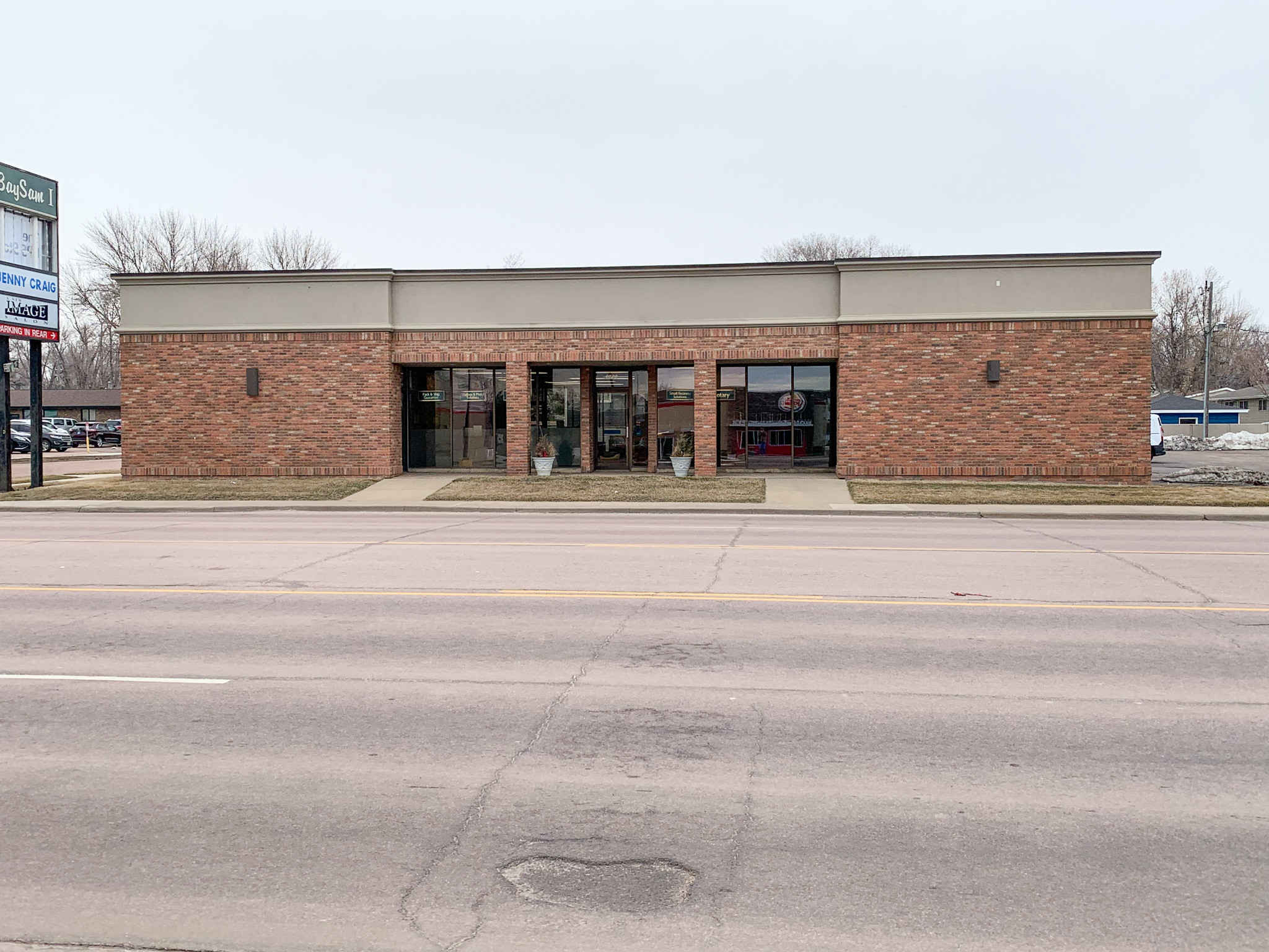 2520 W 41st St, Sioux Falls, SD for rent Building Photo- Image 1 of 9