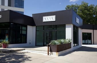 2324 S Lamar Blvd, Austin, TX for rent Building Photo- Image 1 of 3