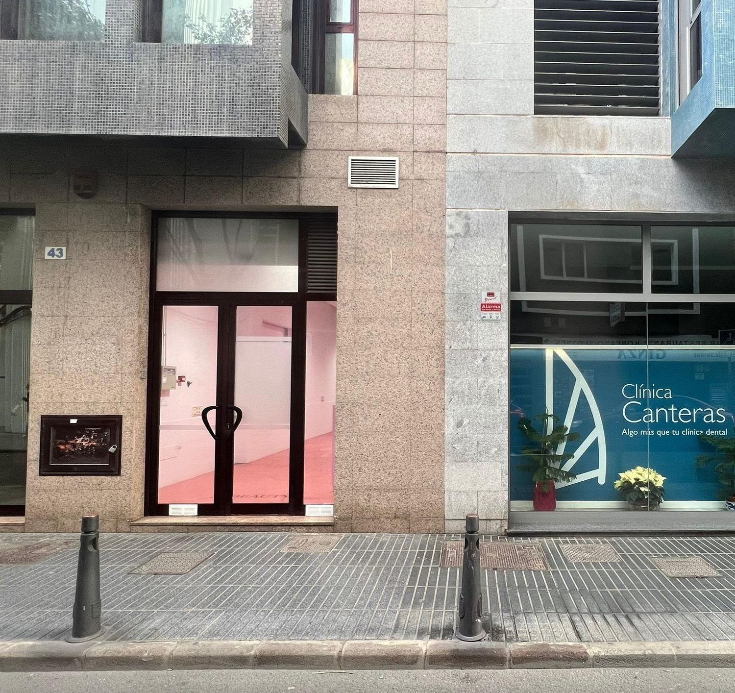 Calle Nicolás Estévanez, 43, Las Palmas de Gran Canaria, Las Palmas to rent Building Photo- Image 1 of 20