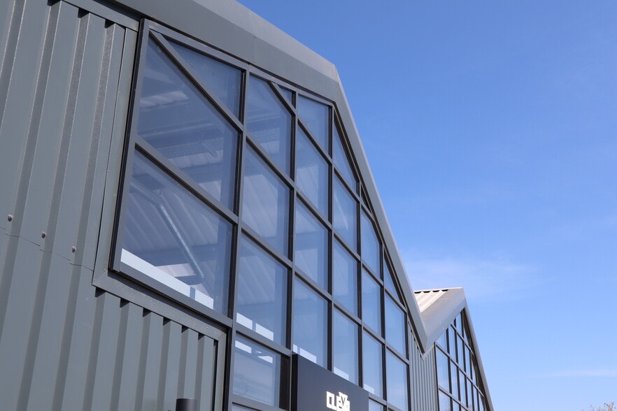 Bakers Yard, Newcastle Upon Tyne to rent - Building Photo - Image 2 of 10