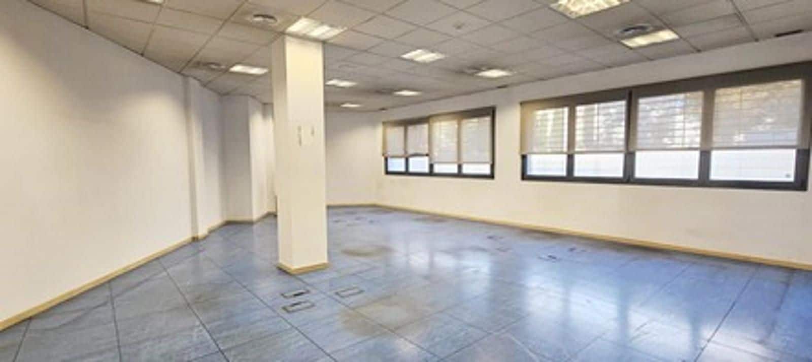 Torrejón de Ardoz, MAD 28850 - Unit 1 -  - Interior Photo - Image 2 of 4