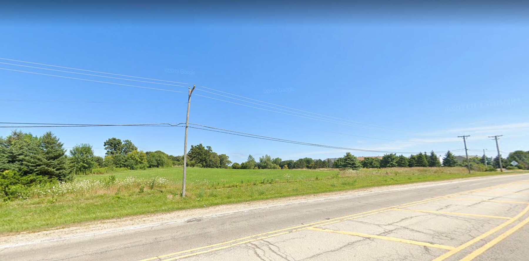 Grass Lake Road & Savage Road, Lindenhurst 60046 Hard Corner